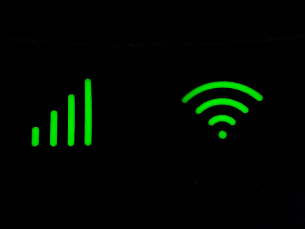 Wifi and Signal Icons