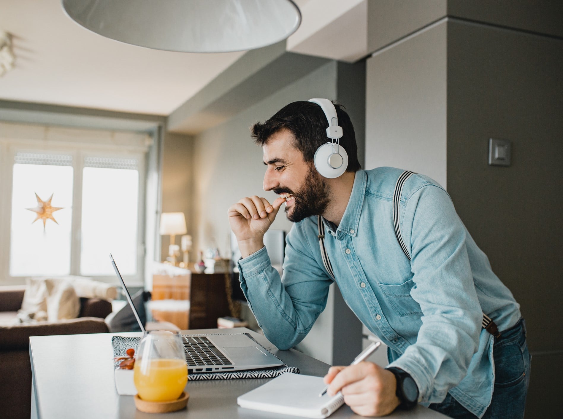 How to Create Opportunities for Virtual Water Cooler Conversations in a