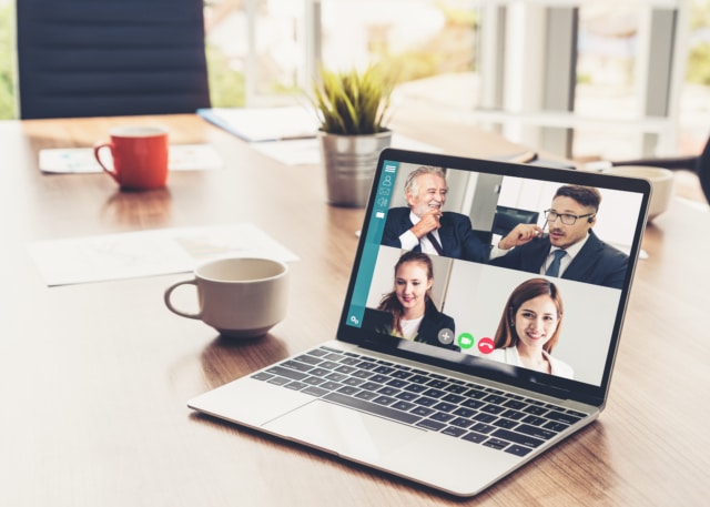 What is a video chat? | RingCentral UK Blog