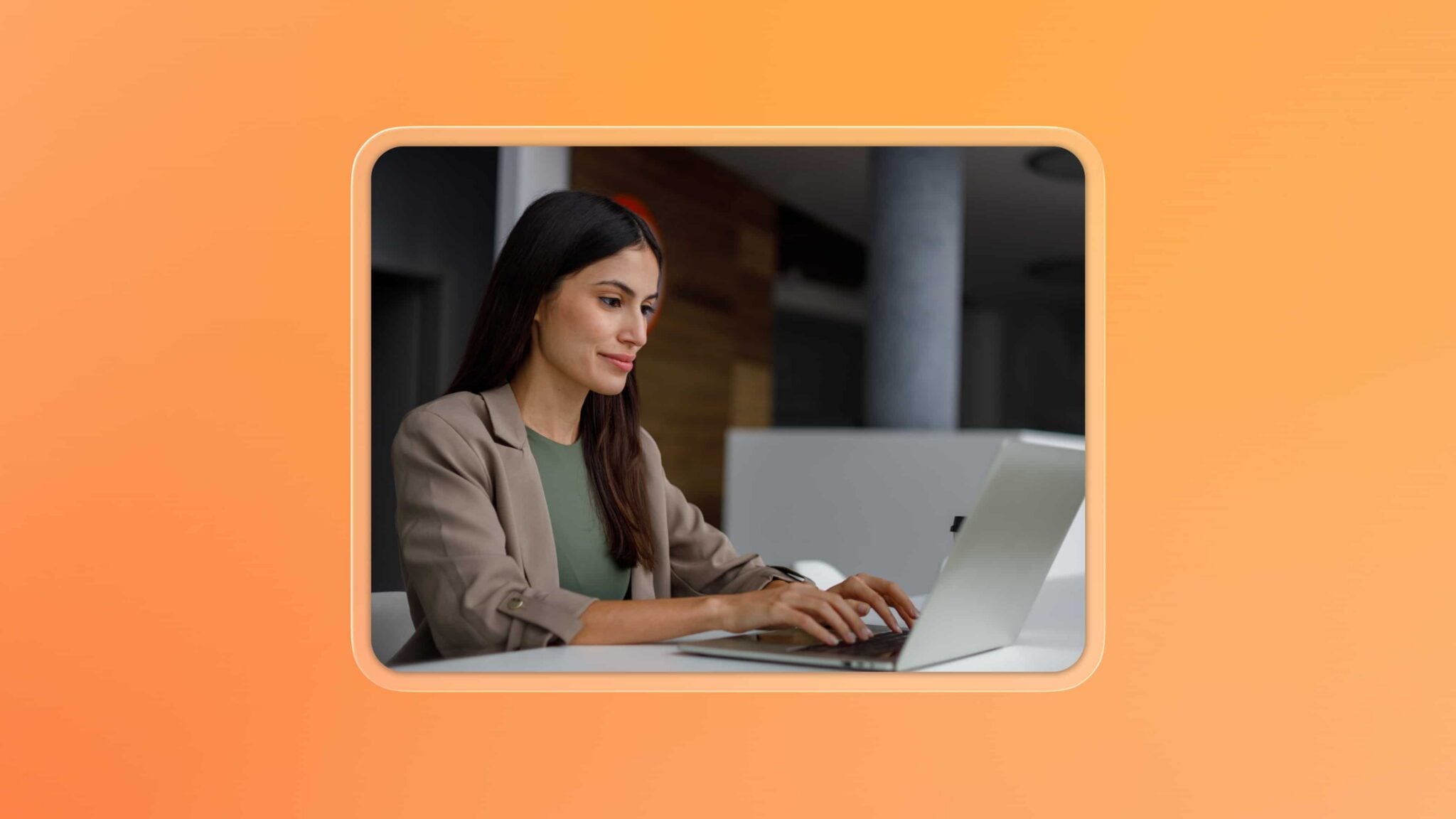 an employee using RingEX as Vonage alternative